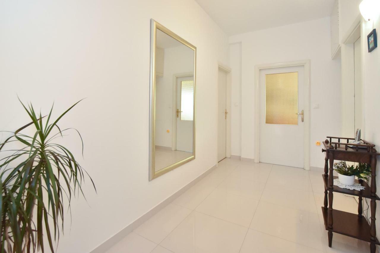 Apartment Bezic Kastela Exterior photo
